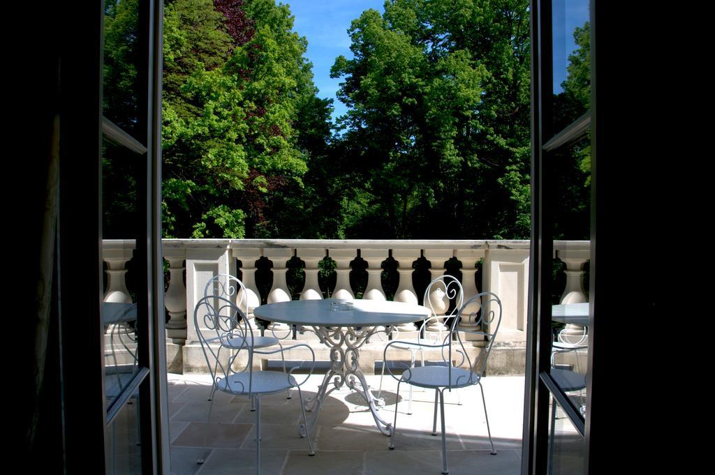 Dwor Sierakow Hotel Bagian luar foto